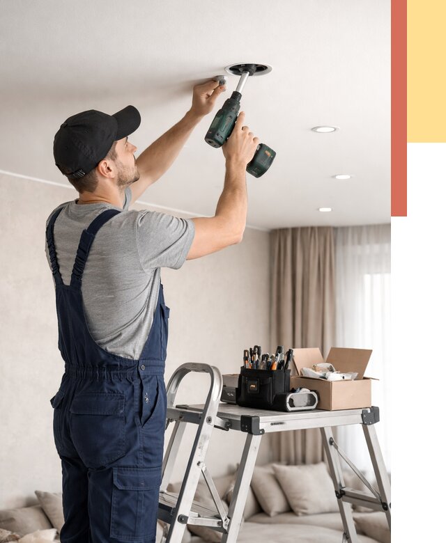 Установка и монтаж точечных светильников в натяжной потолок в Искитиме от 1835 руб. | ОТДЕЛОЧНИК-Скм